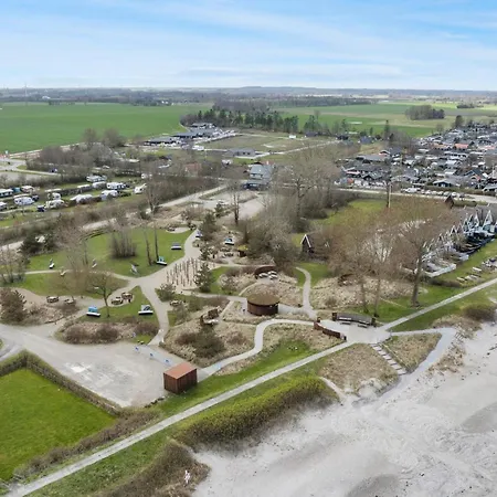 2 Bedroom Front In בית נופש אוטרופ